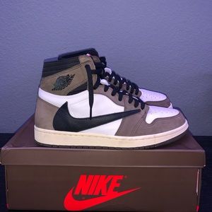 Travis Scott Jordan 1 Highs